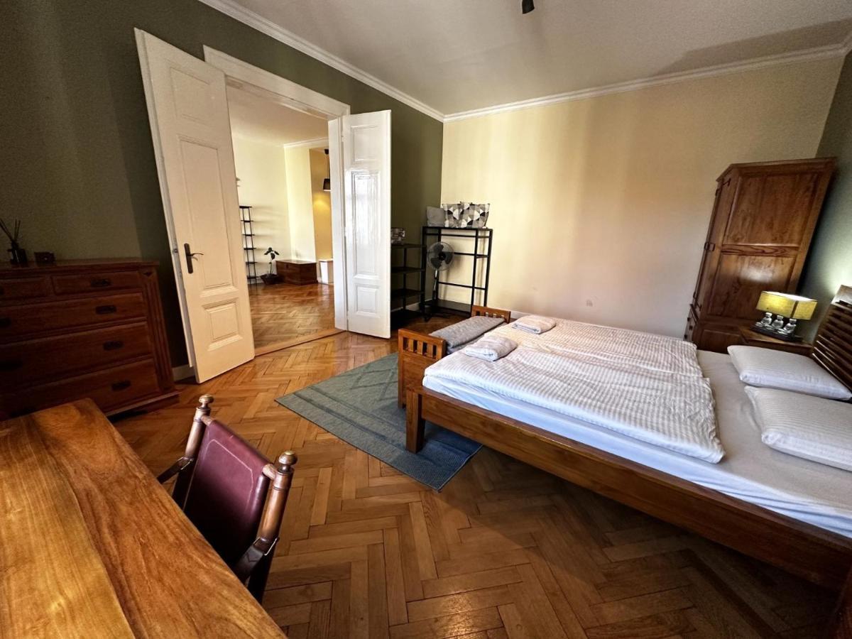 Gorkeho Apartment In City Centre Bratysława Zewnętrze zdjęcie