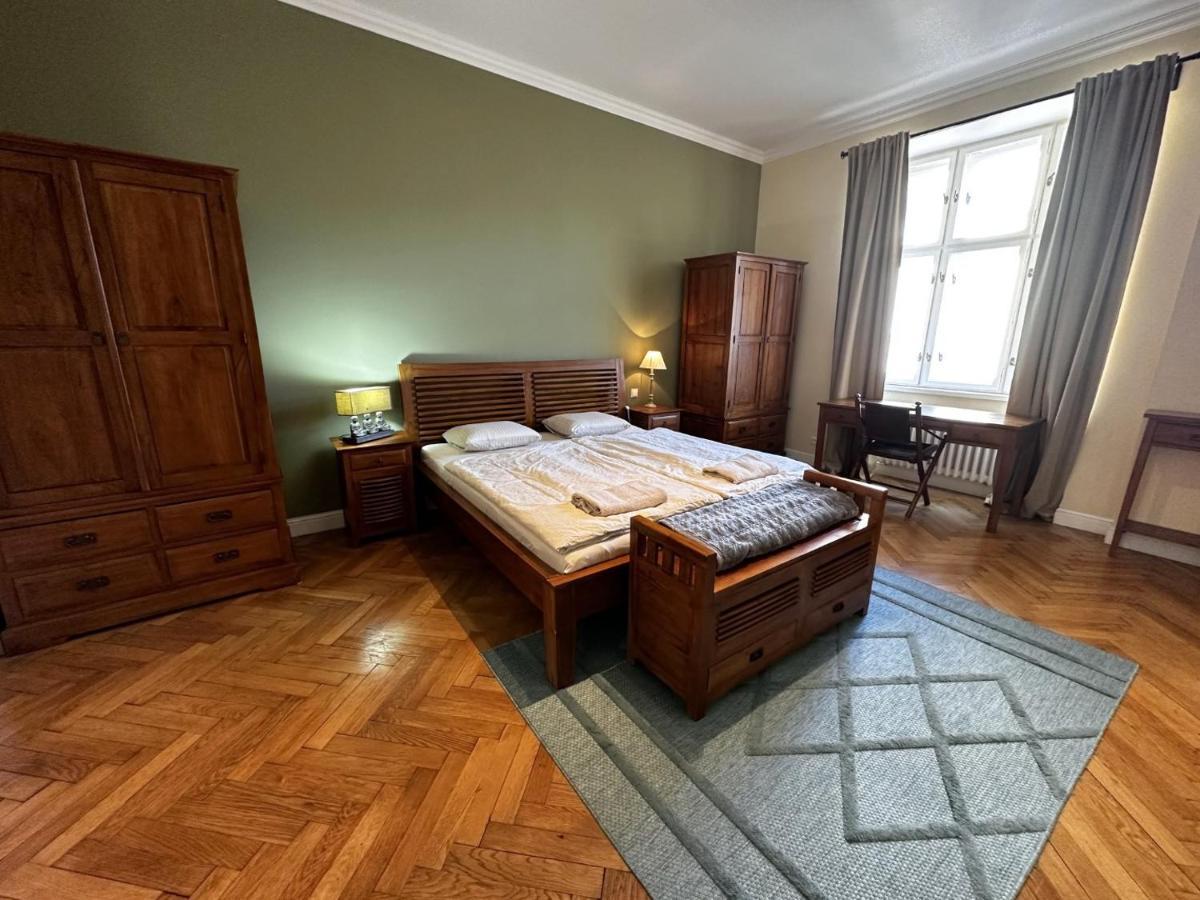 Gorkeho Apartment In City Centre Bratysława Zewnętrze zdjęcie
